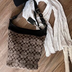 Coach Purse #F0768-11438 BLEEKER Signature Leather and Canvas Duffle Bag LARGE